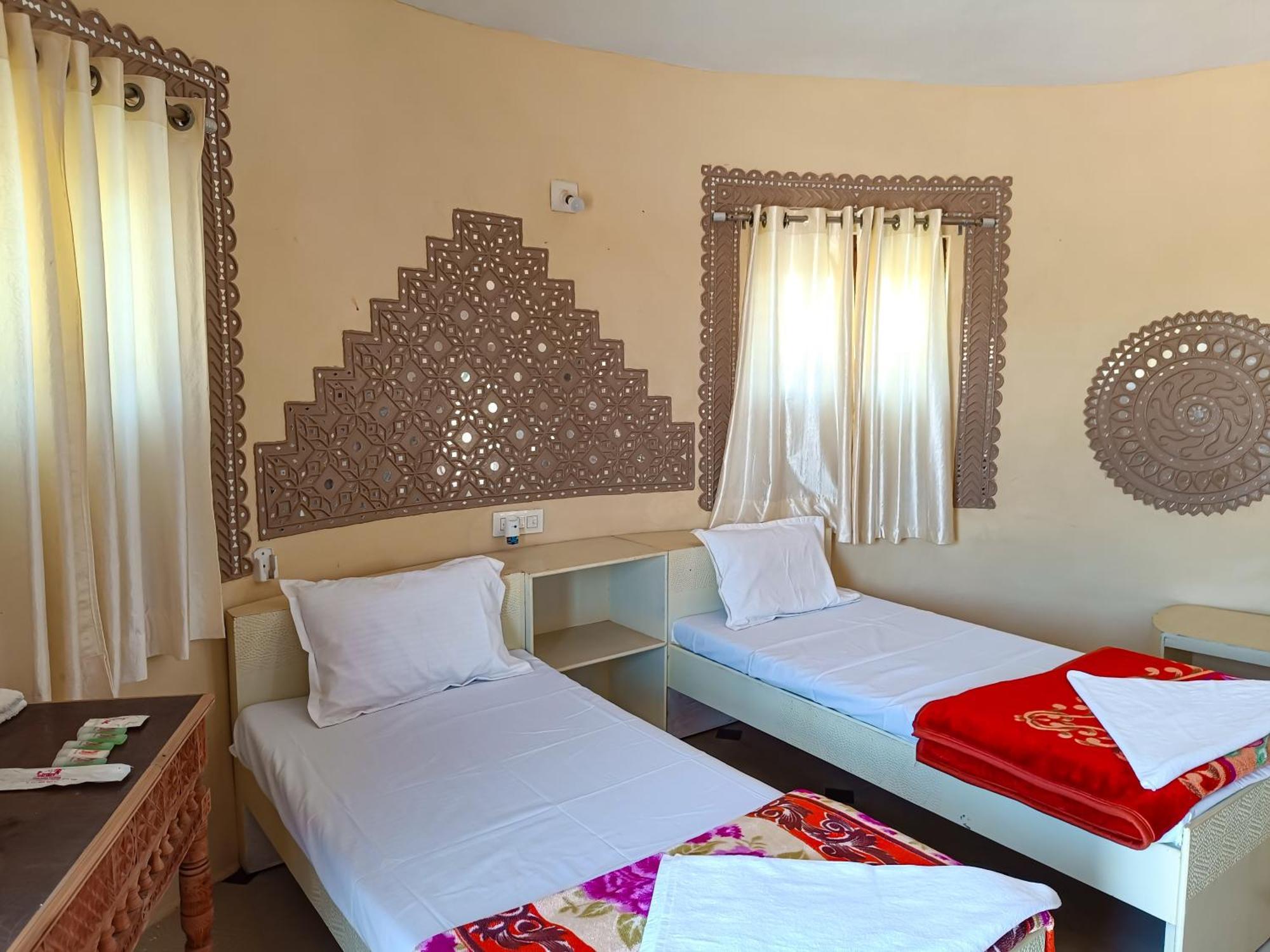 Dholavira Tourism Resort Bagian luar foto